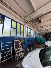 Werkstatt mit neuen Fenstern