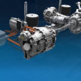 Detailansicht eines elektrischen Busantriebs mit Elektromotor, Steuerungseinheit und Batterie